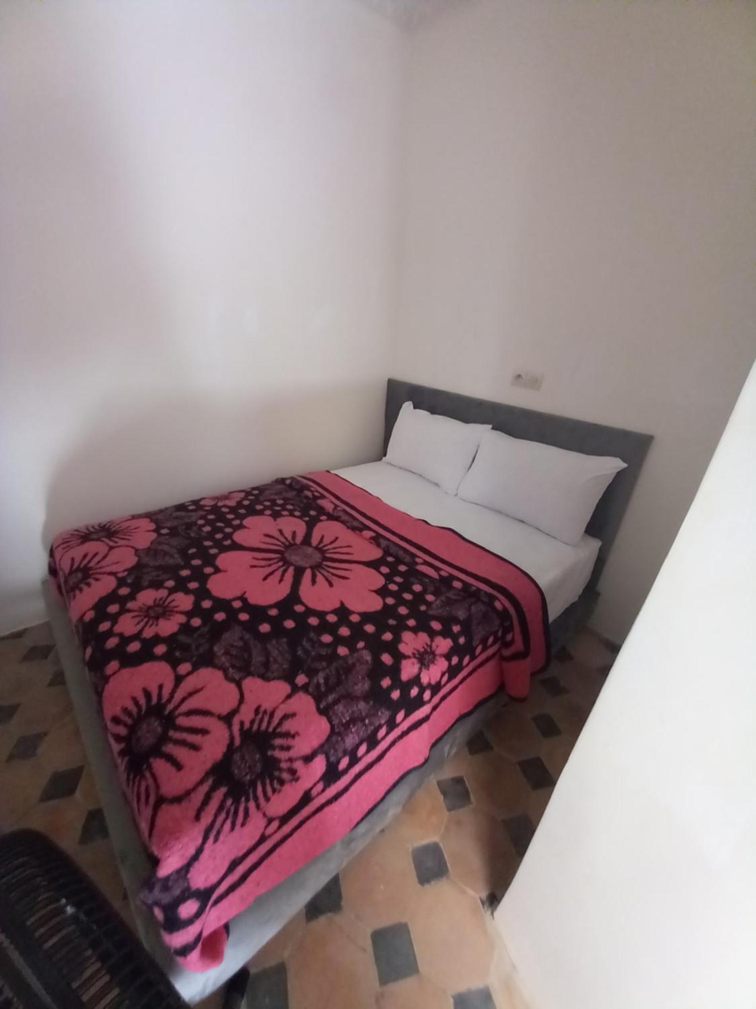 Juli'S Bed & Breakfast Marrakesh Exterior photo